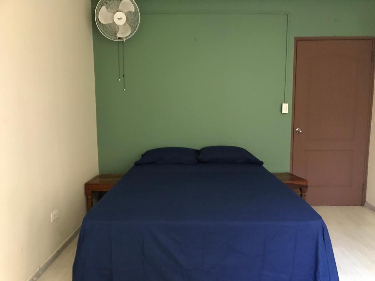 Culturahumana Guesthouse 巴拿马城 外观 照片